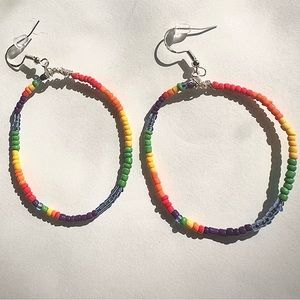 Women’s Rainbow 🌈 seed bead hoop earrings, OS